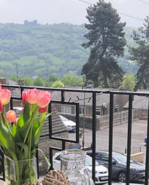 Hilltop House is a welcoming 2 bedroom property